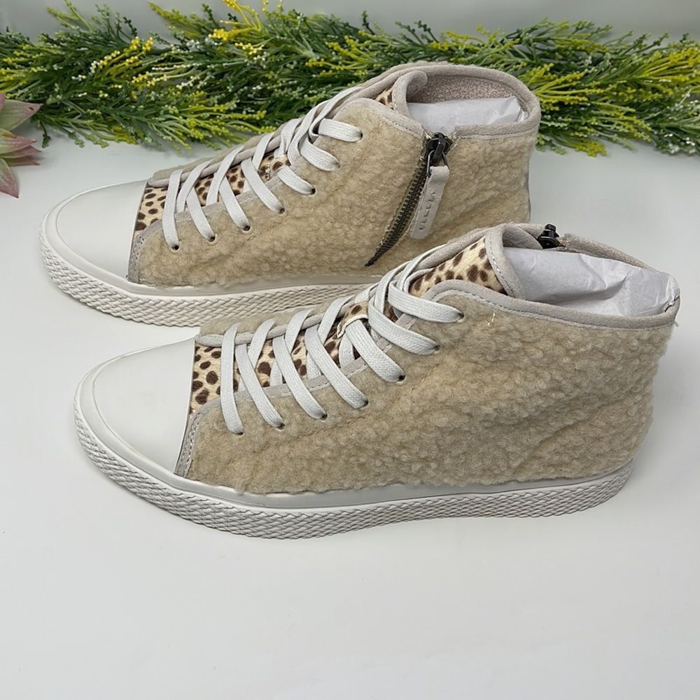 Dolce Vita Women's Veola Plush High Top Sneakers - Picture 3 of 15